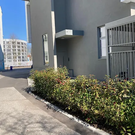 Angel Wings Premium リュブリャナ